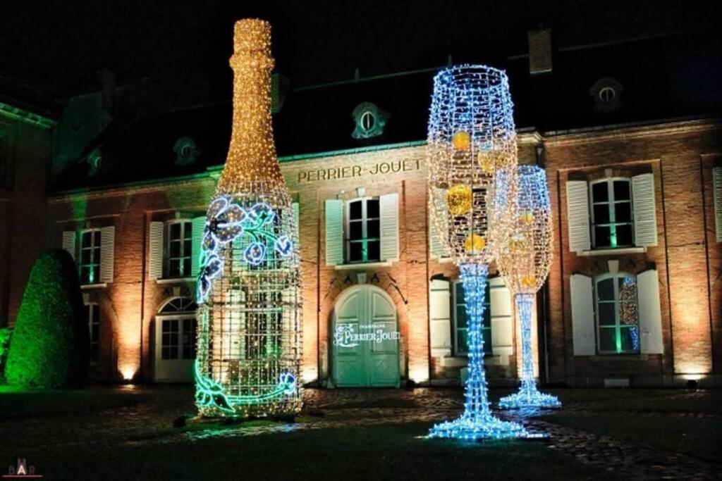 Suite Premium Le Figaro 2 Épernay Exteriér fotografie