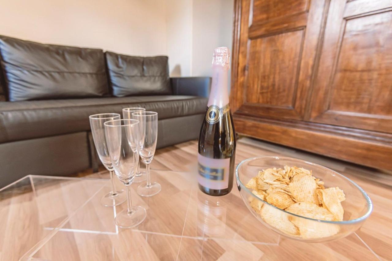 Suite Premium Le Figaro 2 Épernay Exteriér fotografie